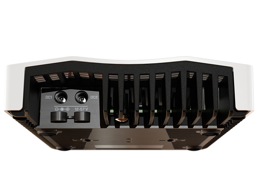 MikroTik Cloud Router Switch 16 Port with 8 PoE 150W 2SFP+